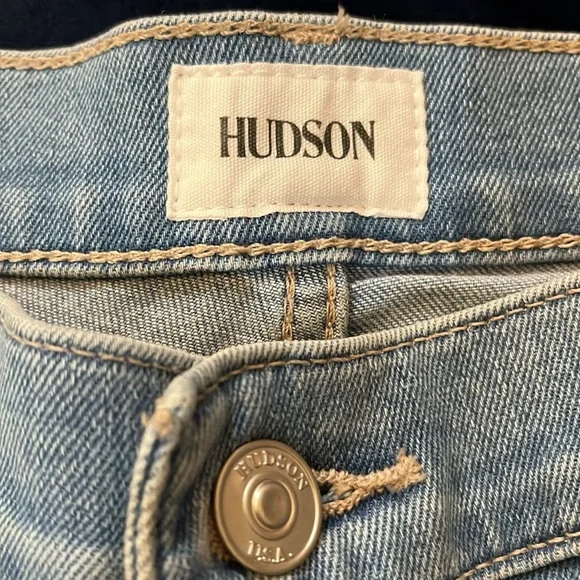 HUDSON NOA Mid Rise Straight Crop (NWT) 32/14 - Picture 3 of 7